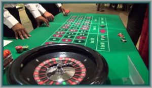 Gambling at the Roulette Table